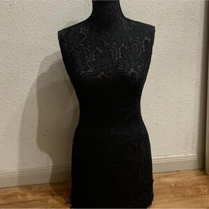 Black Lace Manequin